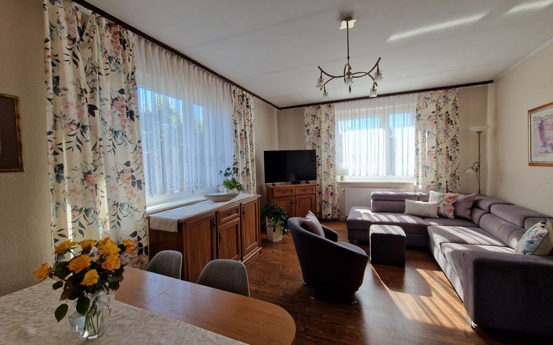 Wygodne 3 pokojowe mieszkanie + działka 1024 m2, Chojnice